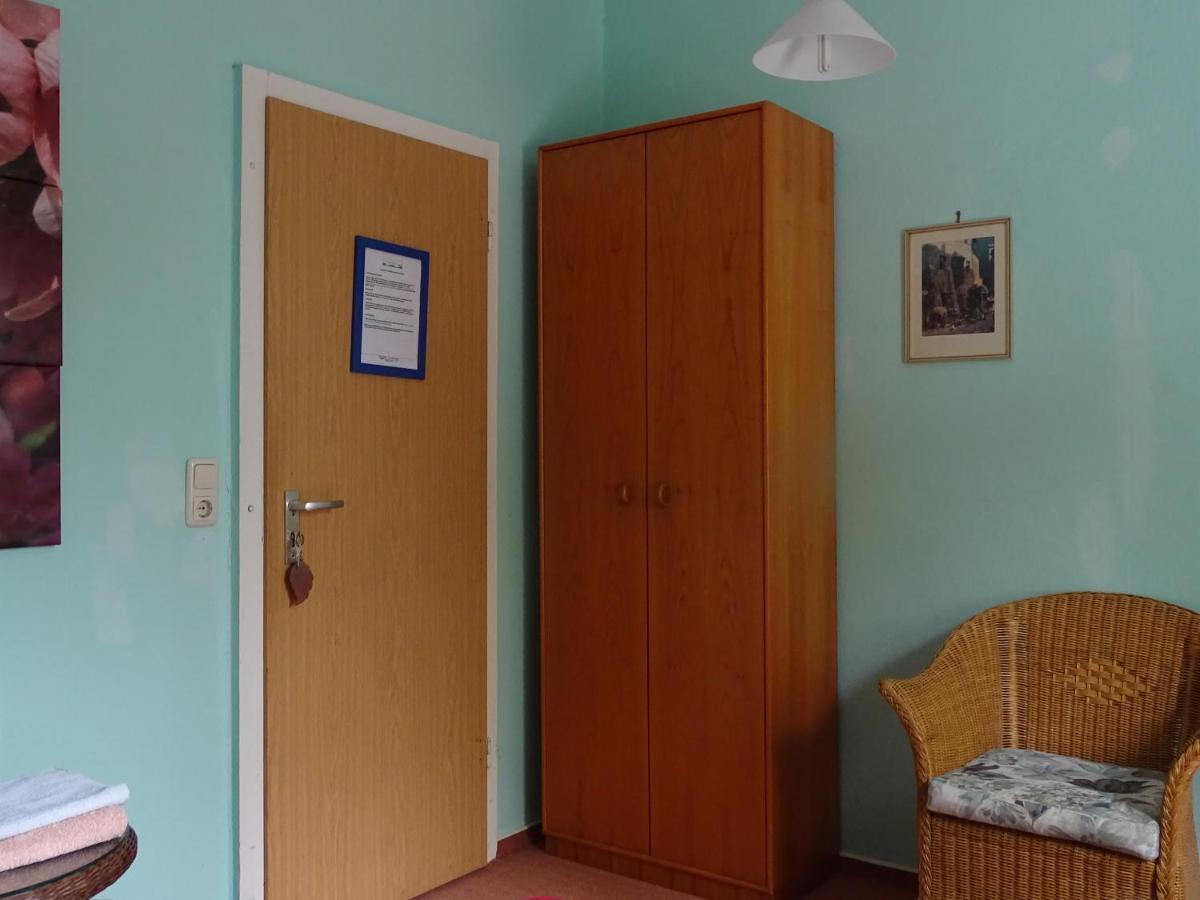 กาสท์โฮฟ เบลาส์เฮาส์ Hotel Bastorf ห้อง รูปภาพ
